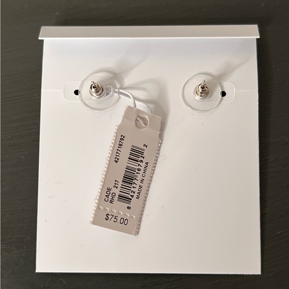 Kendra Scott Cade Stud Earrings, Mother of Pearl/ Silver NWT - Picture 4 of 4